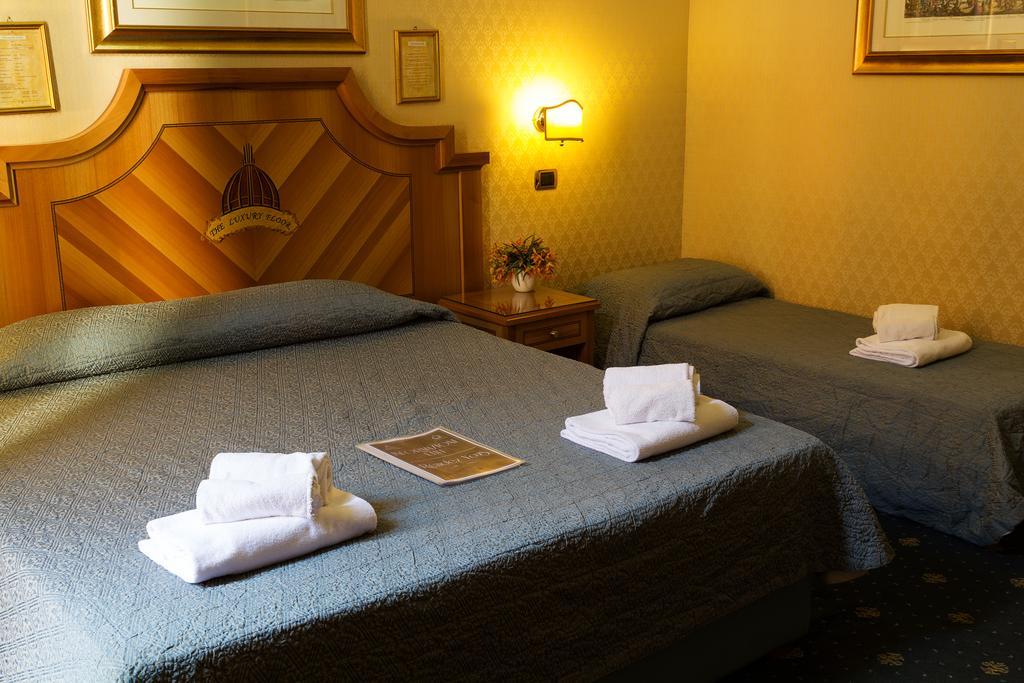Les Chambres D'Or Rome Bilik gambar